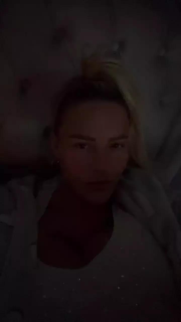 Sexyblondey51 webcams show profile image 