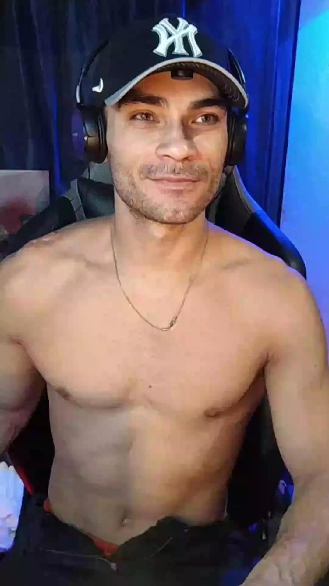 Sexylatinogay webcams show profile image 