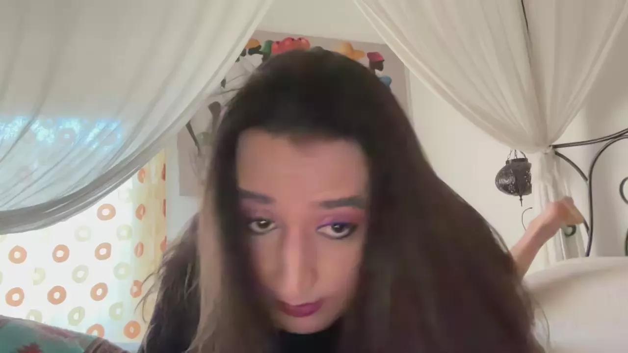 ShamiraTrav webcams show profile image 