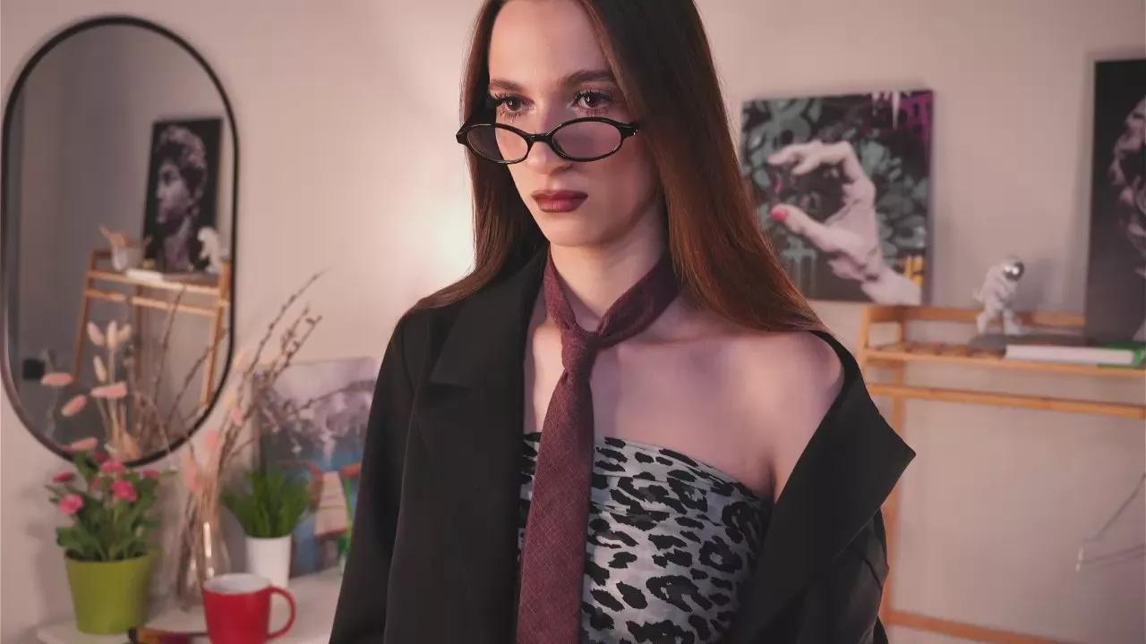 SheenaDowlen from Cam4