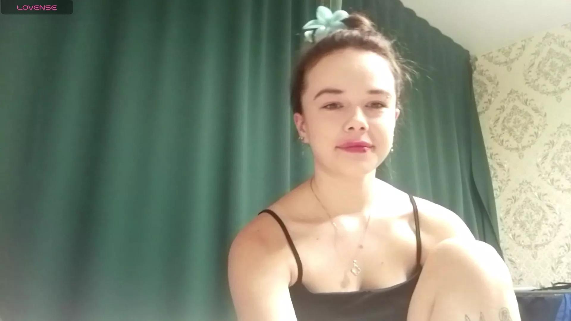 ShenikaZale webcams show profile image 