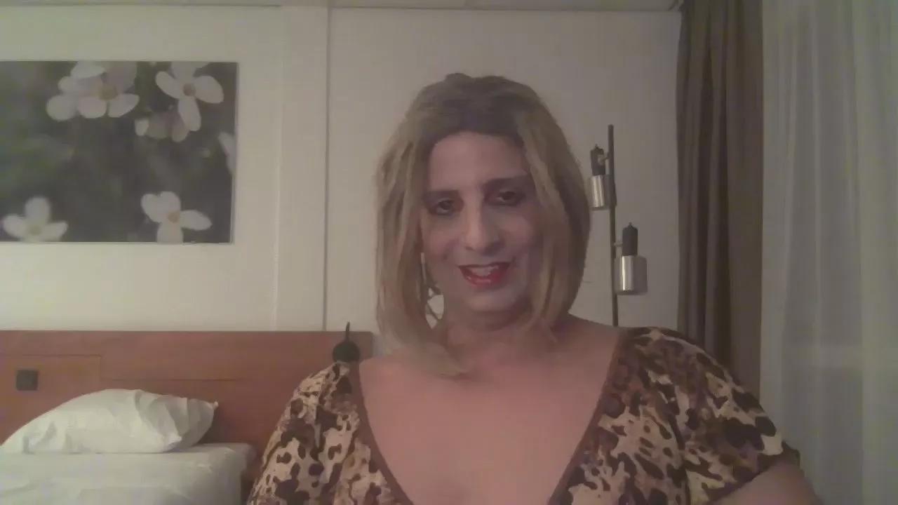 Somayaa_EG webcams show profile image 