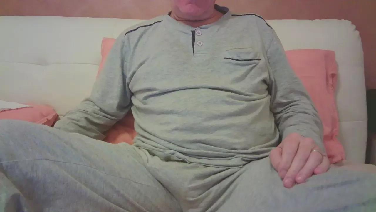 spososolo66 from Cam4