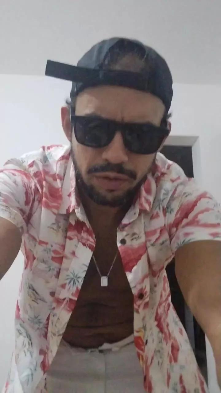 sunson69 from Cam4
