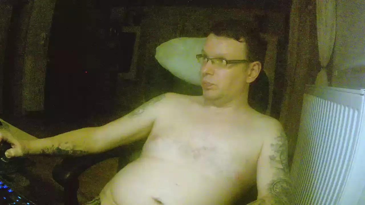 Sven785Phil webcams show profile image 