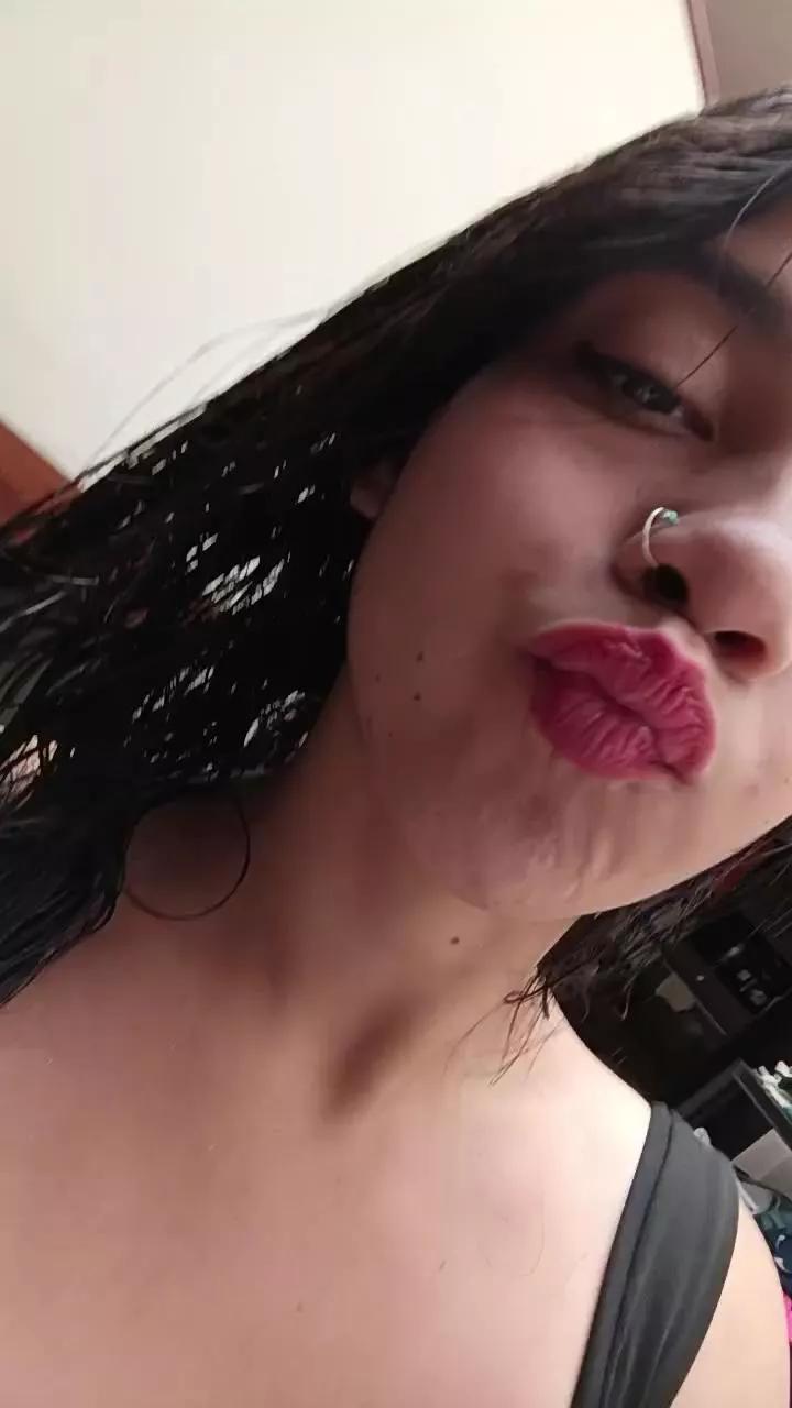 sweet_scarlett_ from Cam4