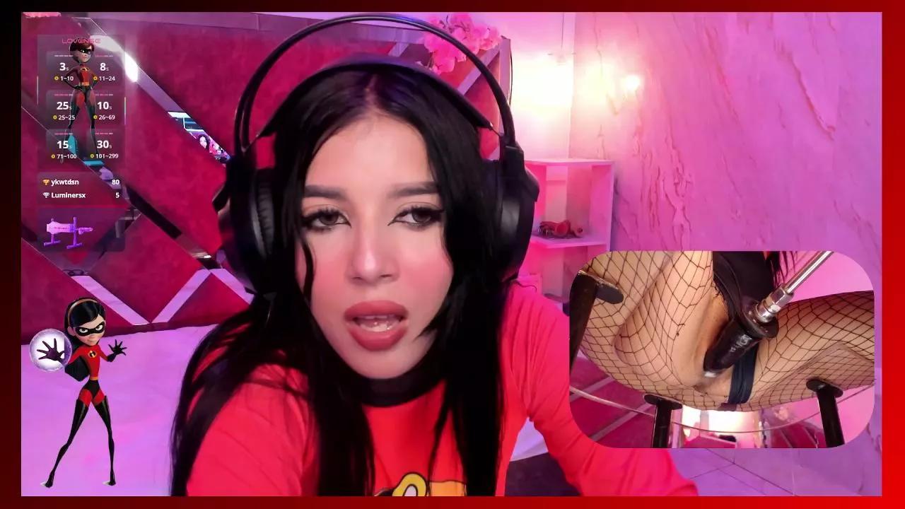 SweetieCloe from Cam4