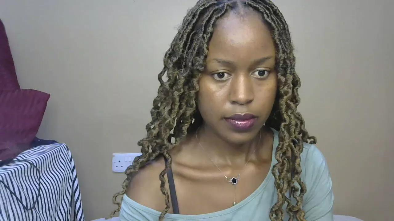 Sweetkiki7 from Cam4