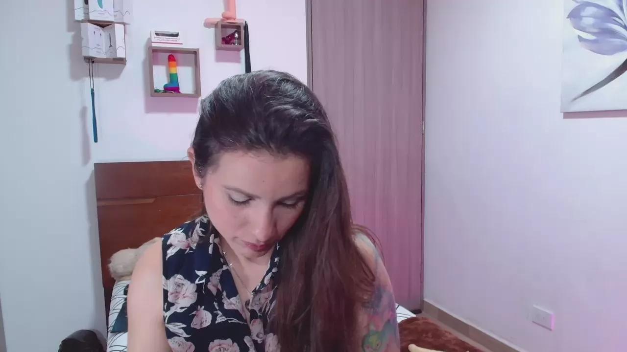 SweetNessa_ from Cam4