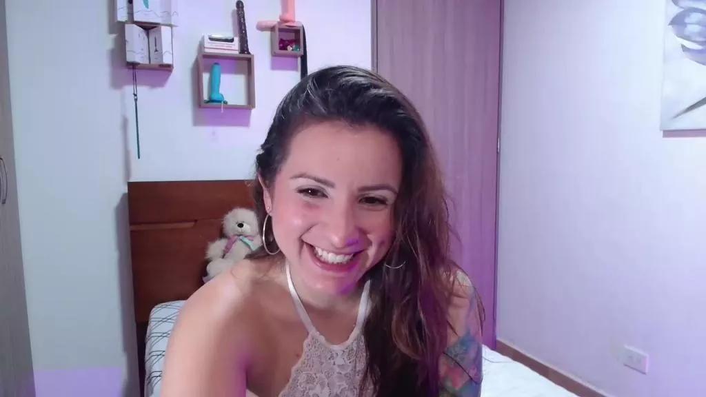 SweetNessa_ from Cam4