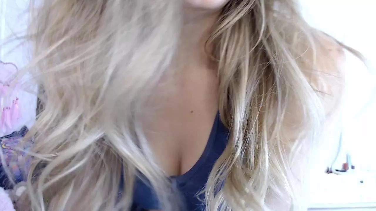 sweettreat from Cam4