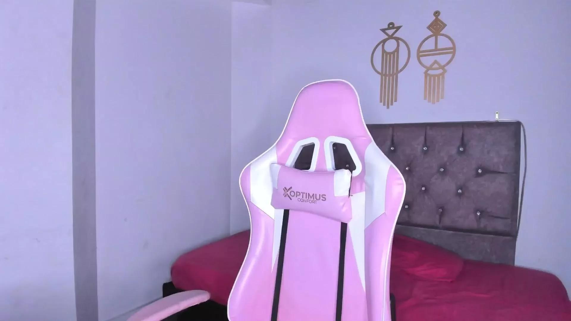 Tamara_Johns from Cam4