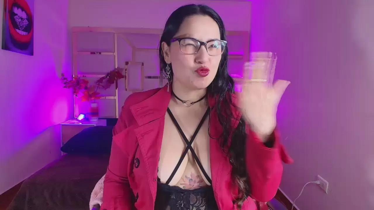 tamara_rouse1 from Cam4