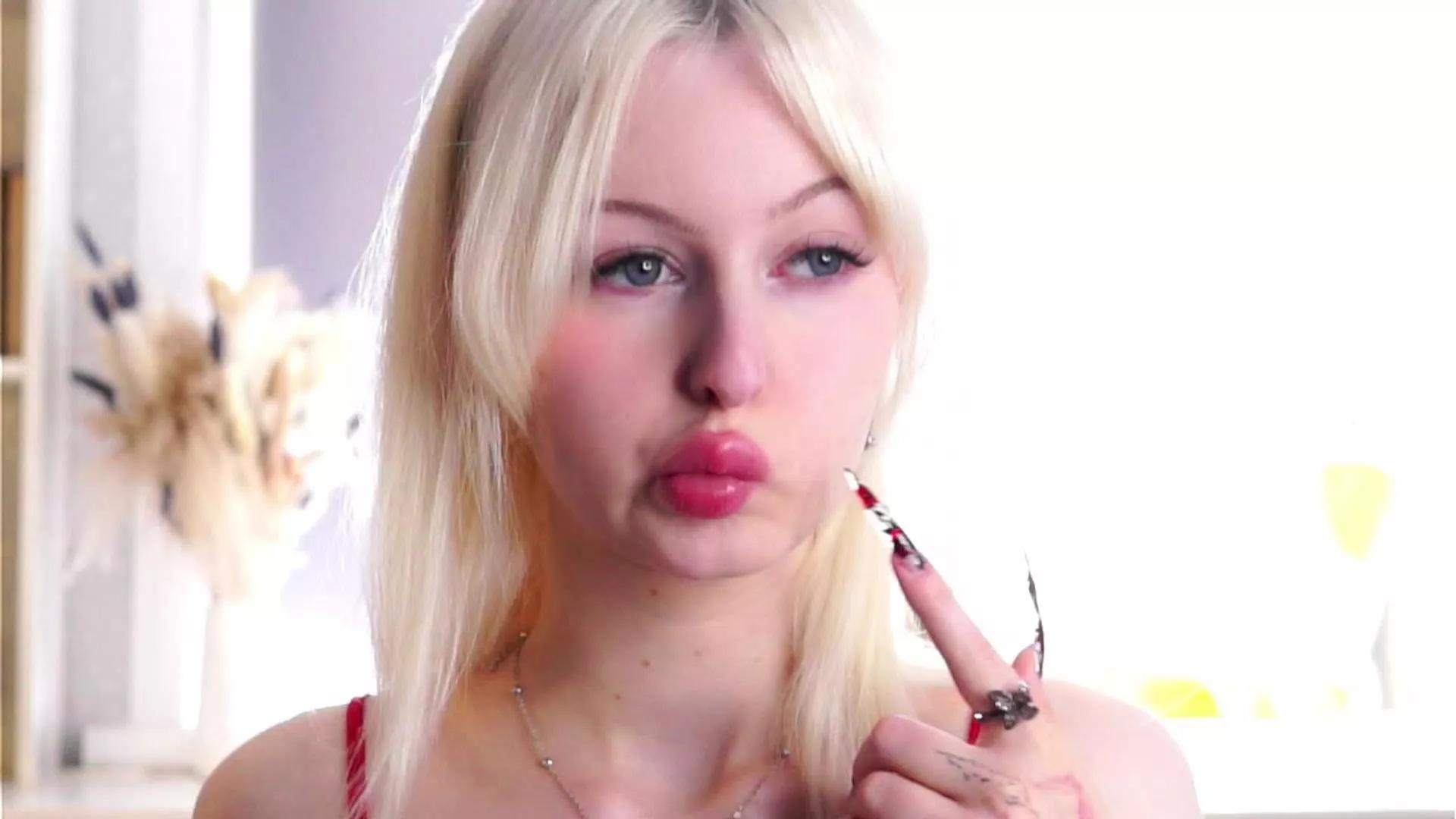 TateHarn from Cam4