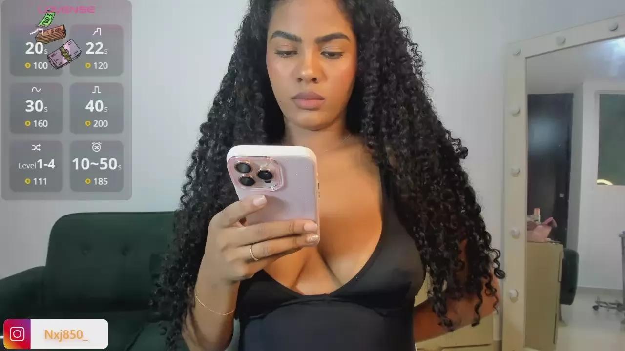 Teresa_Coluchi from Cam4