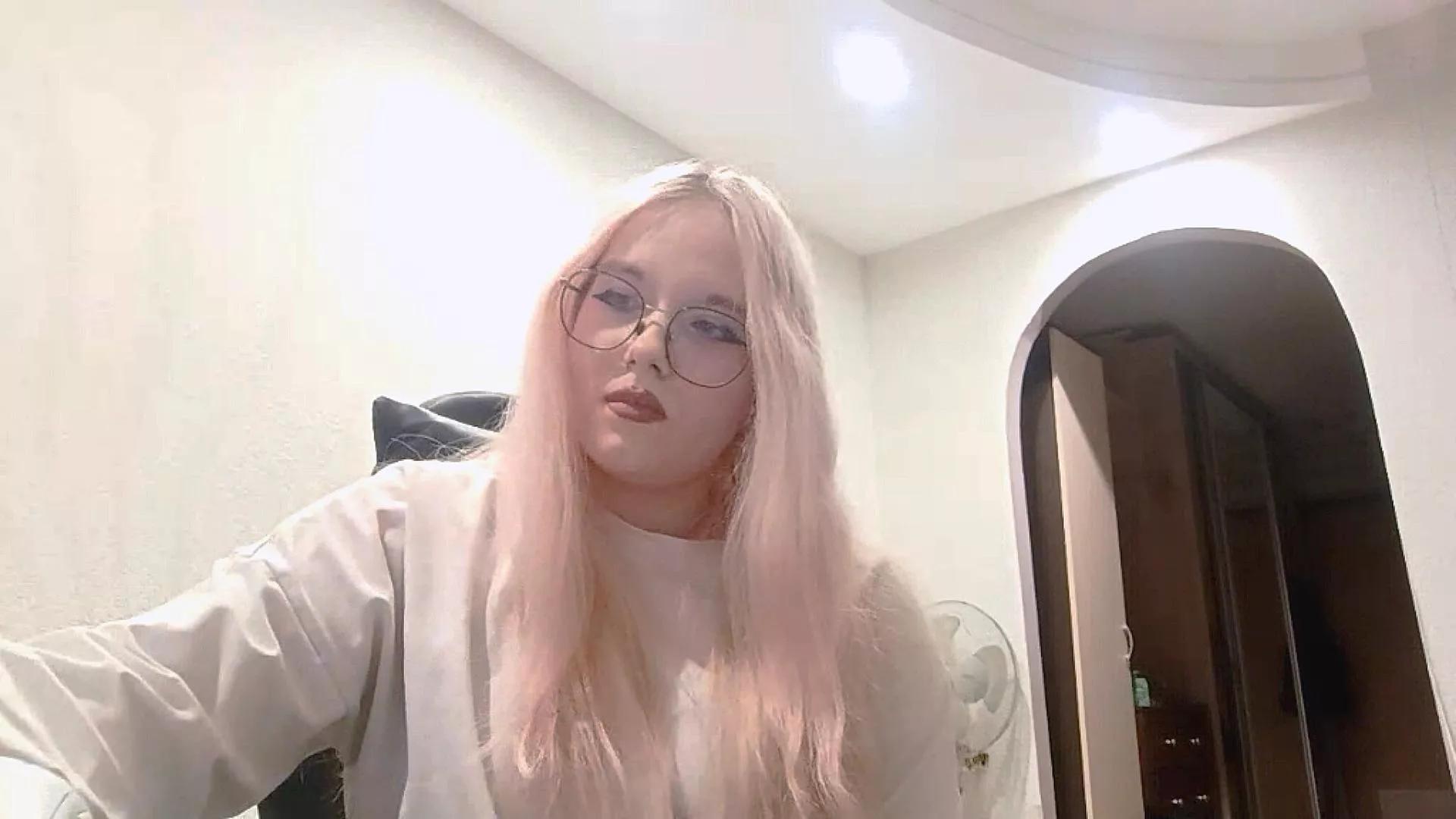 ThersaTaback on Cam4