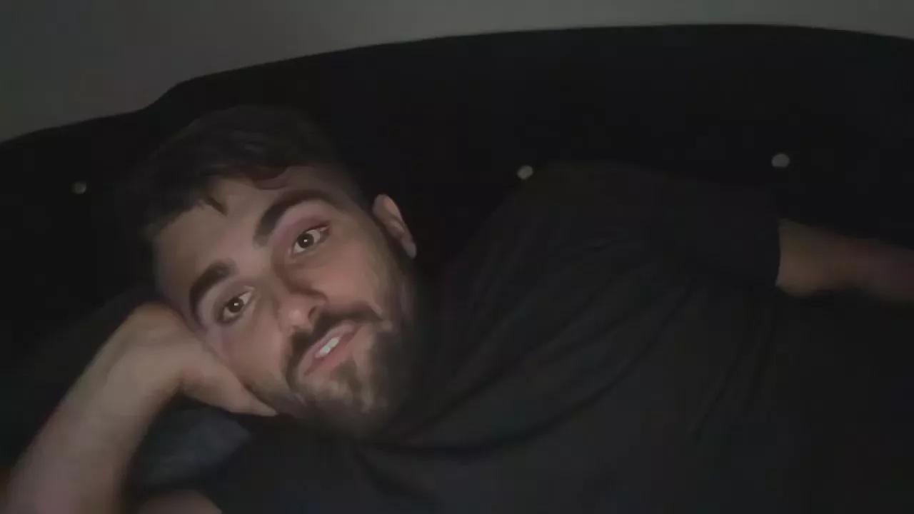 Thony_Grey webcams show profile image 