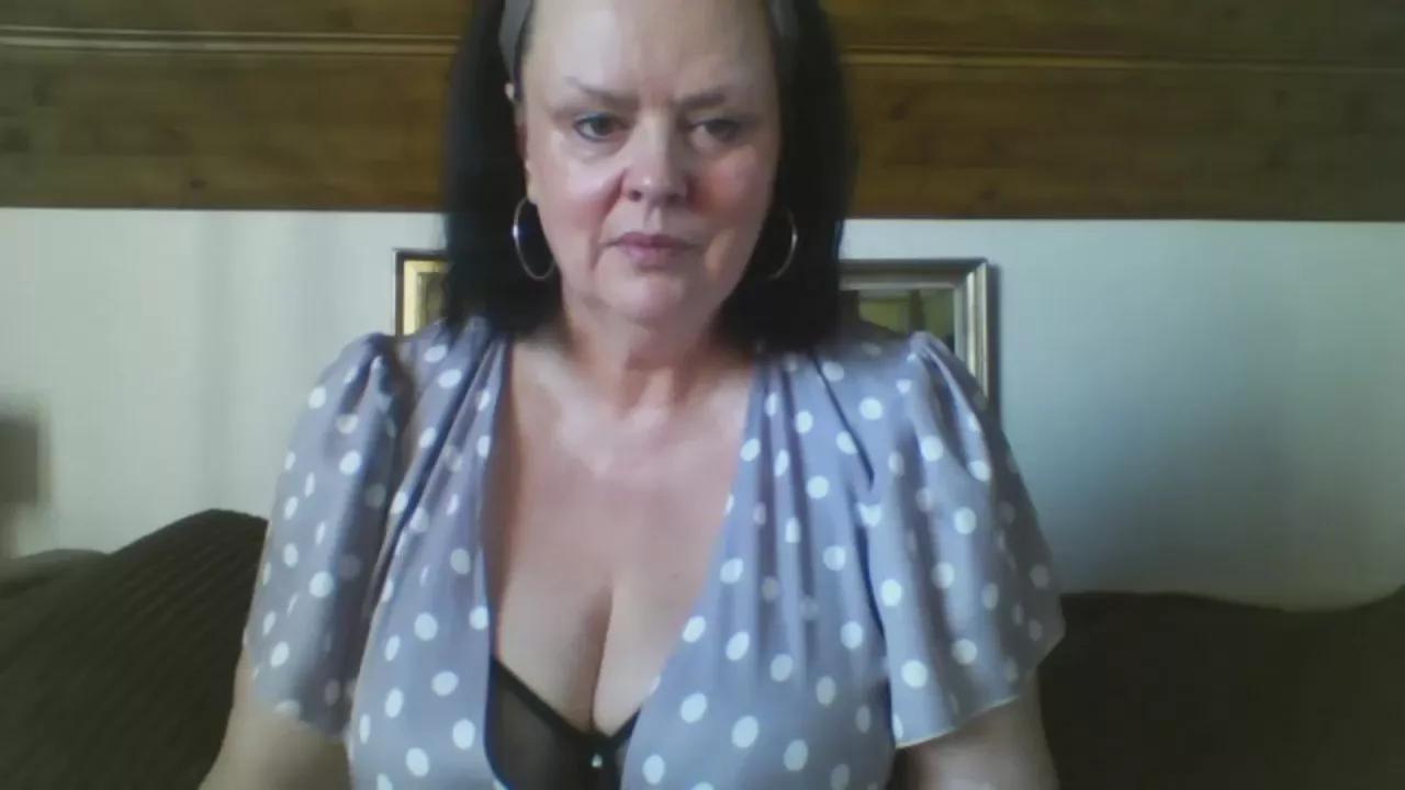 TiffanyMilf from Cam4