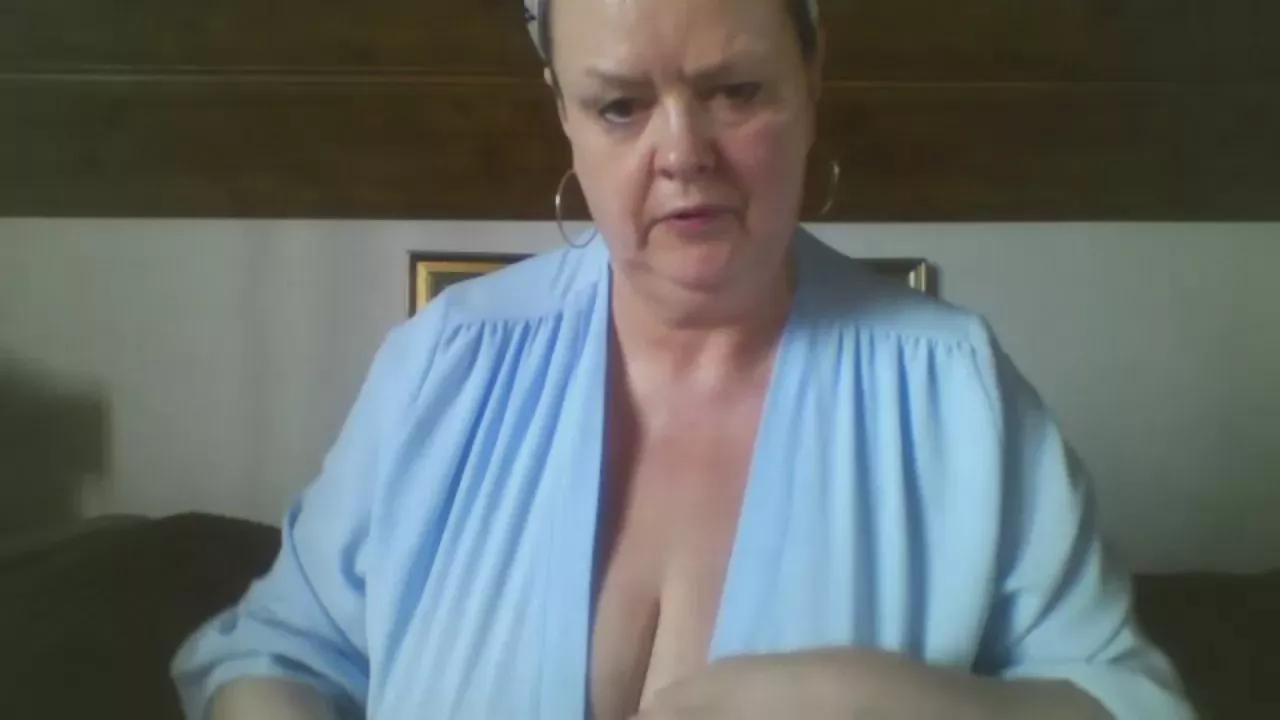 TiffanyMilf from Cam4