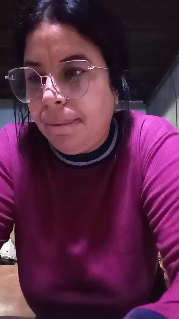 Tiini from Cam4