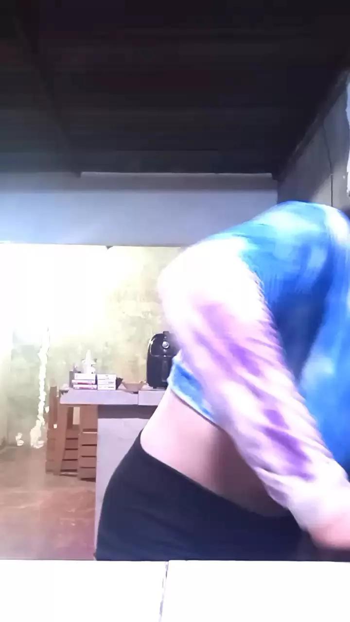 Tiini from Cam4
