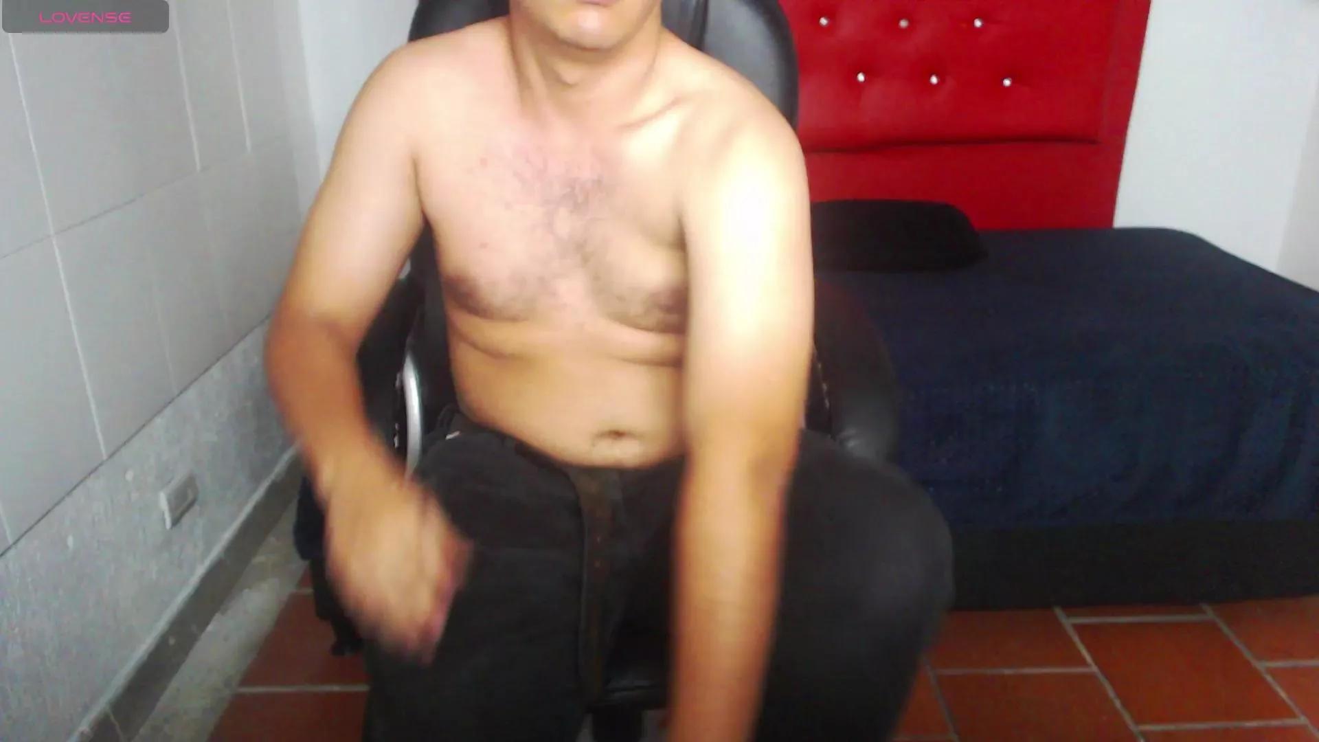 Titanxero webcams show profile image 