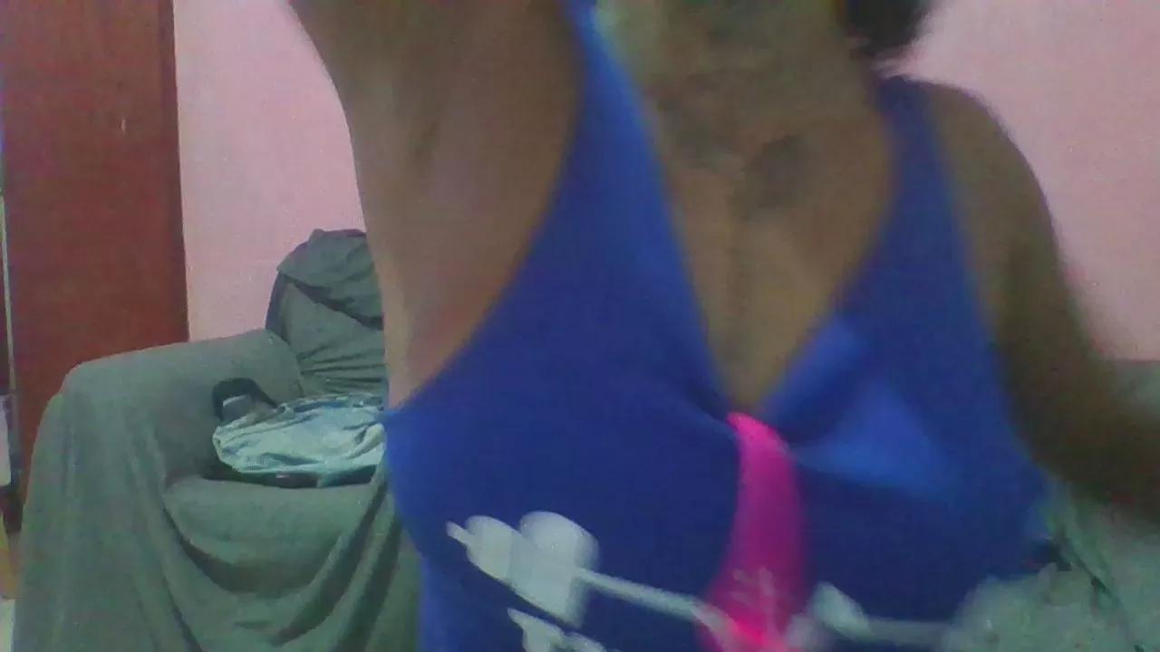 titiasafadinha from Cam4