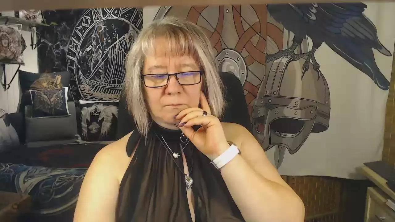 Titten_Luder from Cam4