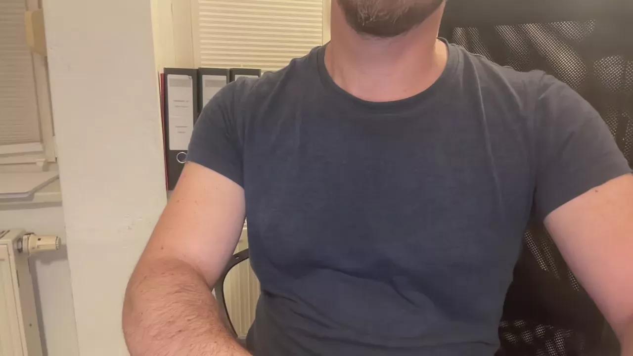 tktwo from Cam4