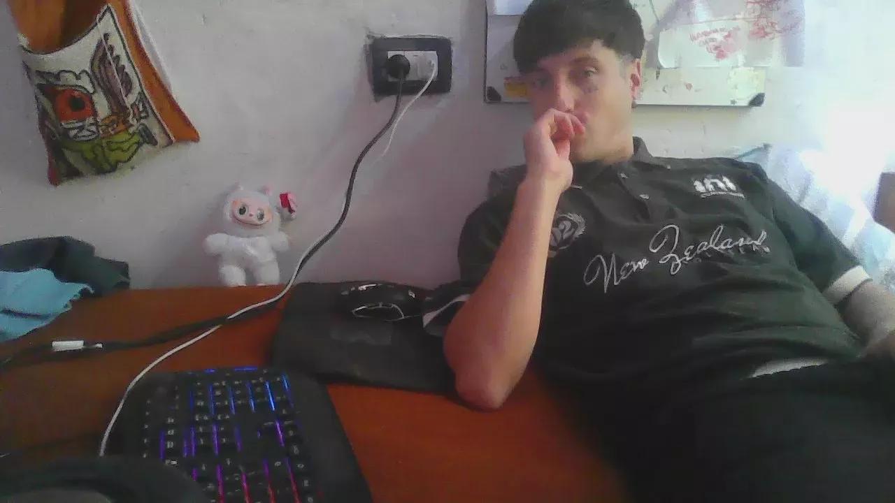 tommiverceti from Cam4