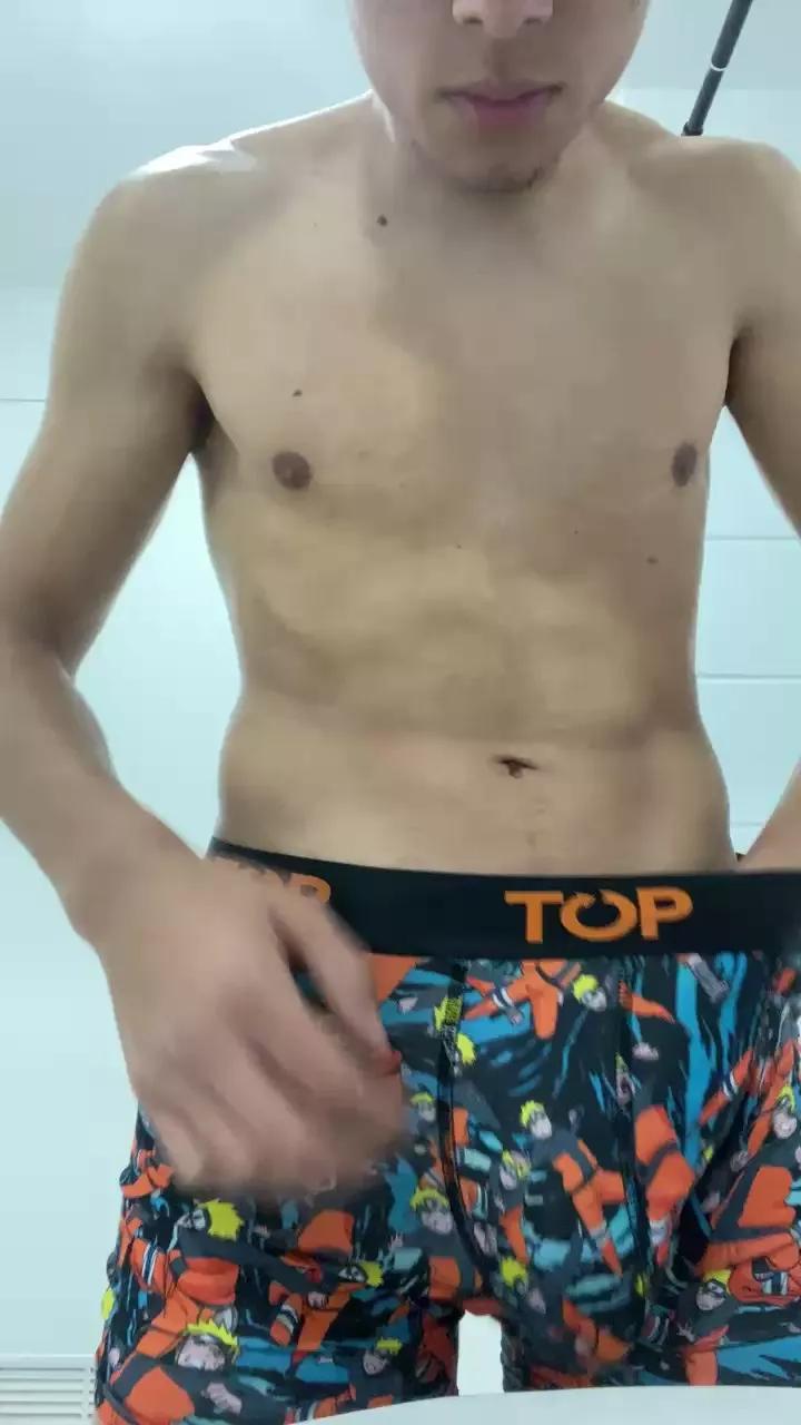 Tulontitoo18 webcams show profile image 