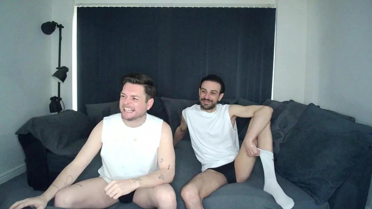 TwoTwinkHusband from Cam4