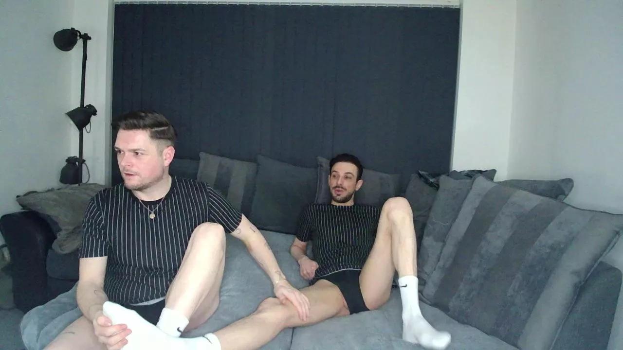 TwoTwinkHusband from Cam4