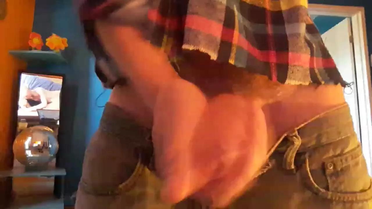 Uncutboy999 from Cam4