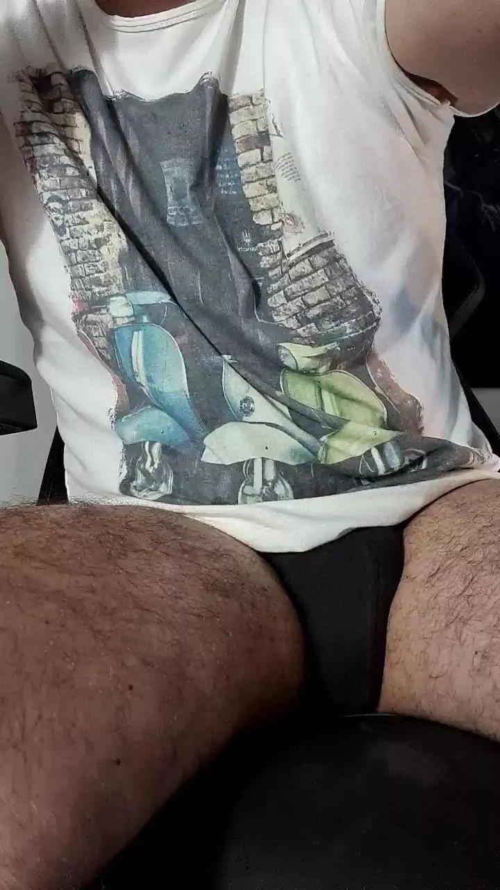 uncutcockitaly from Cam4