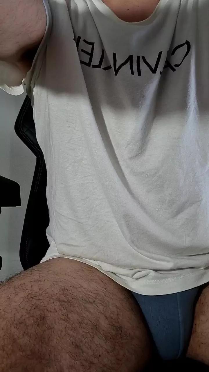 uncutcockitaly from Cam4