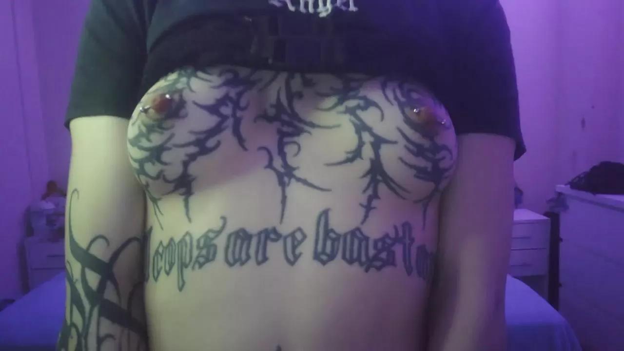 Uwuumu from Cam4