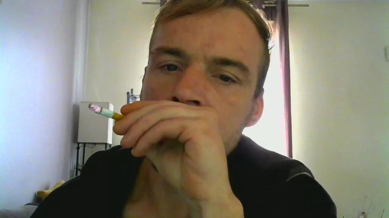 V3_6 webcams show profile image 