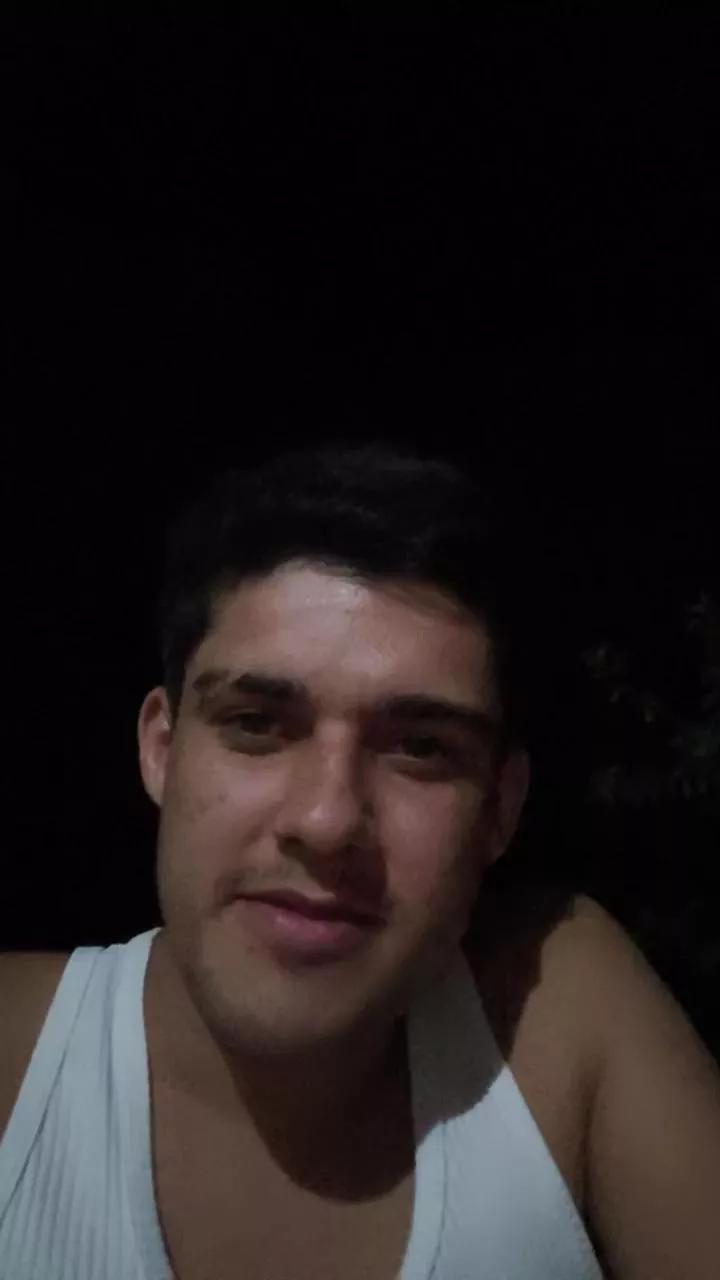 Van_aquino webcams show profile image 