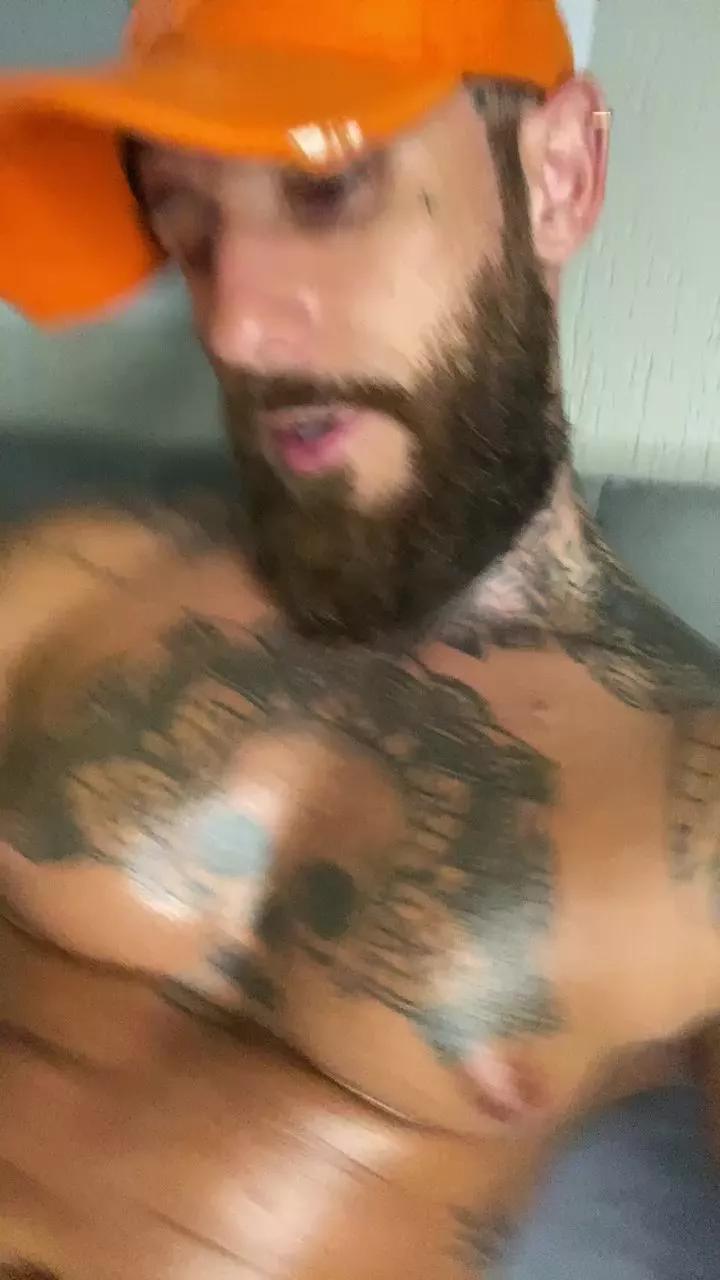 Viking_Tatuado from Cam4