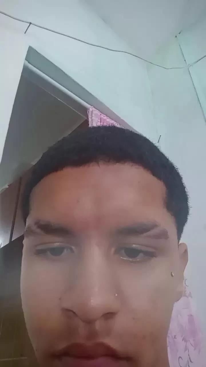 Vikkmoura webcams show profile image 