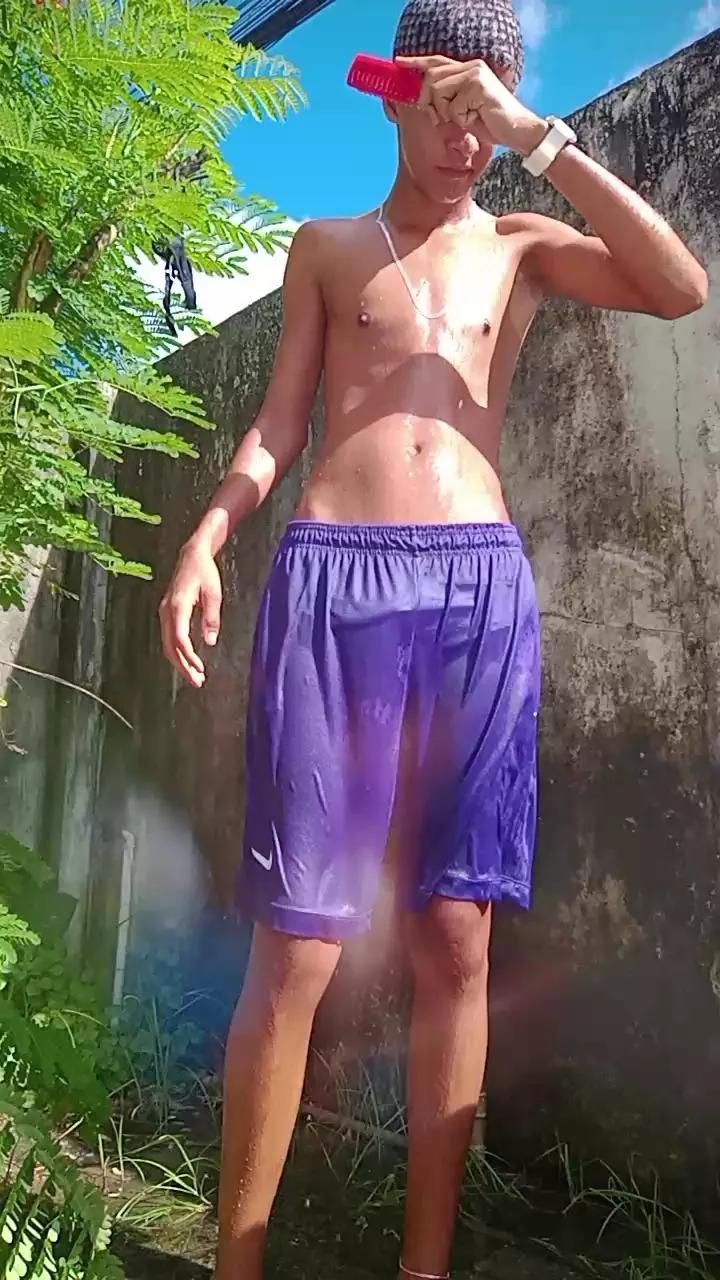 vikkmoura from Cam4