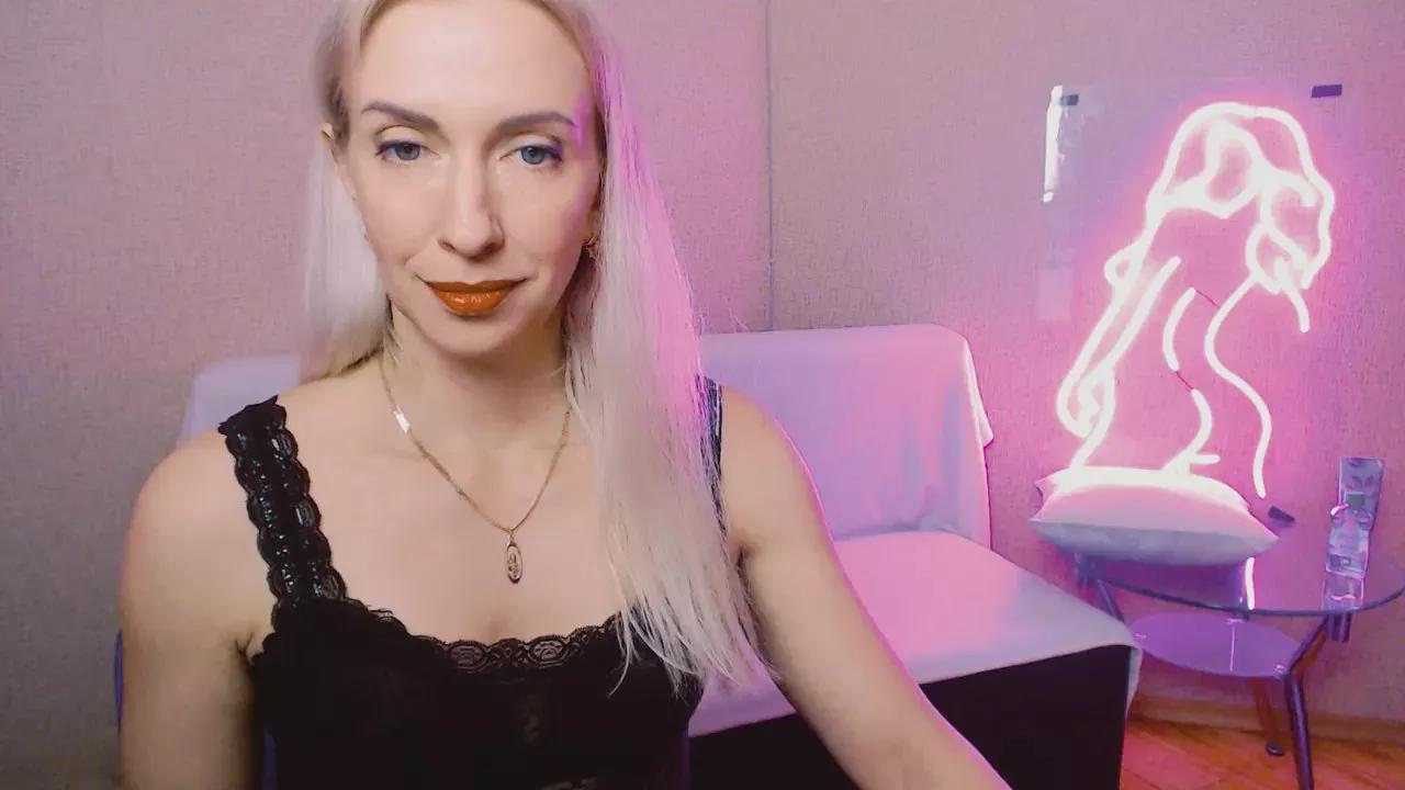 ViktoriiaS_ webcams show profile image 