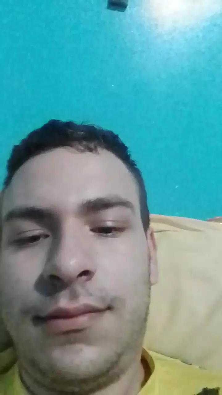 ViniciusRibas3 webcams show profile image 