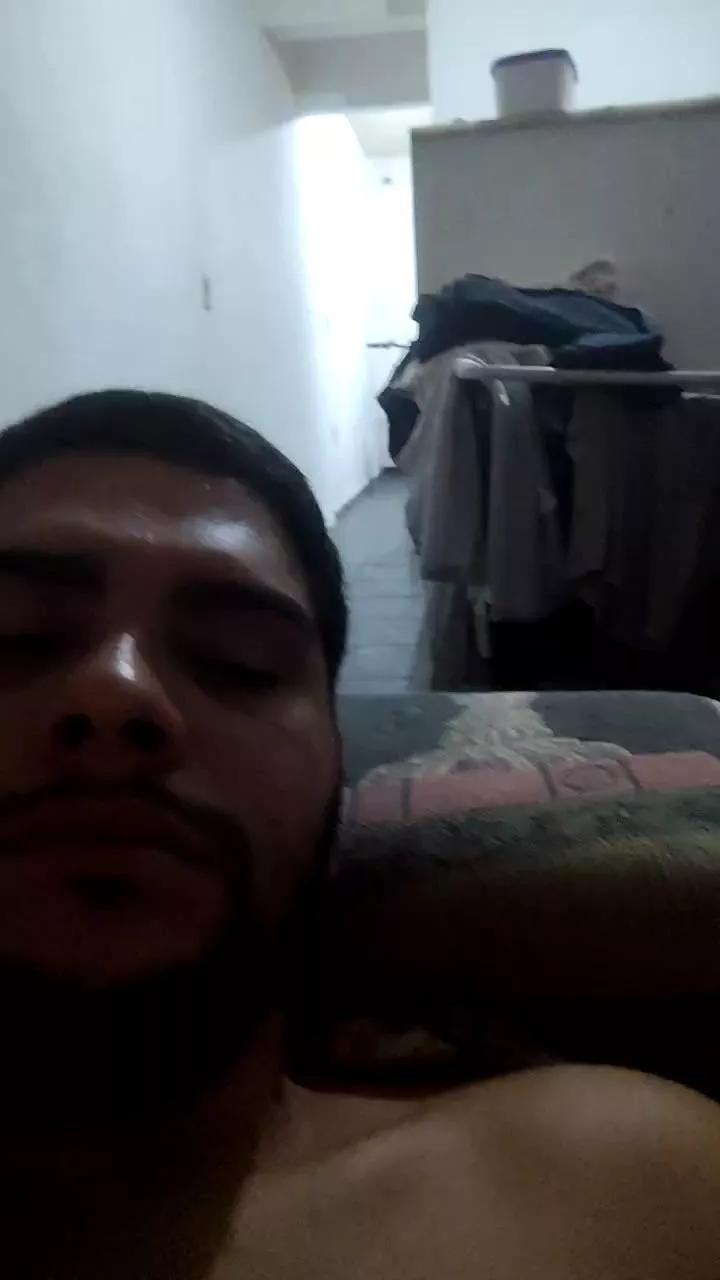 Vitor_352 webcams show profile image 