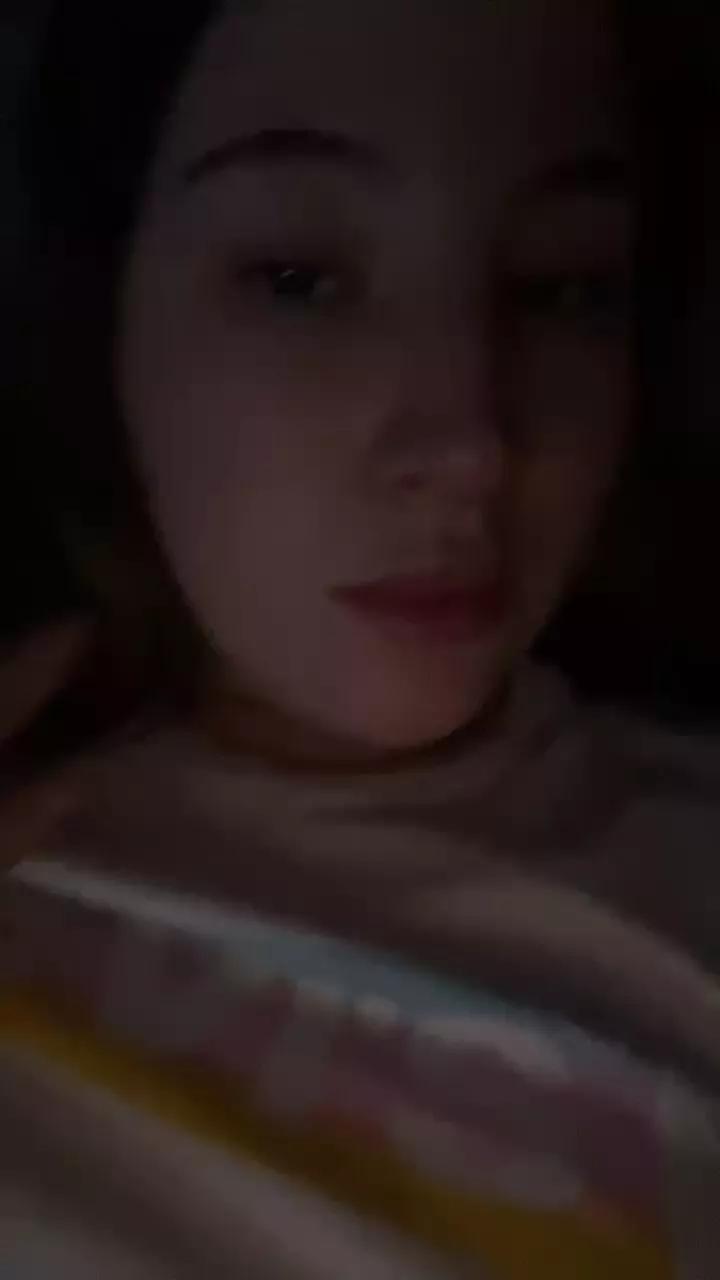 Vvleskv from Cam4