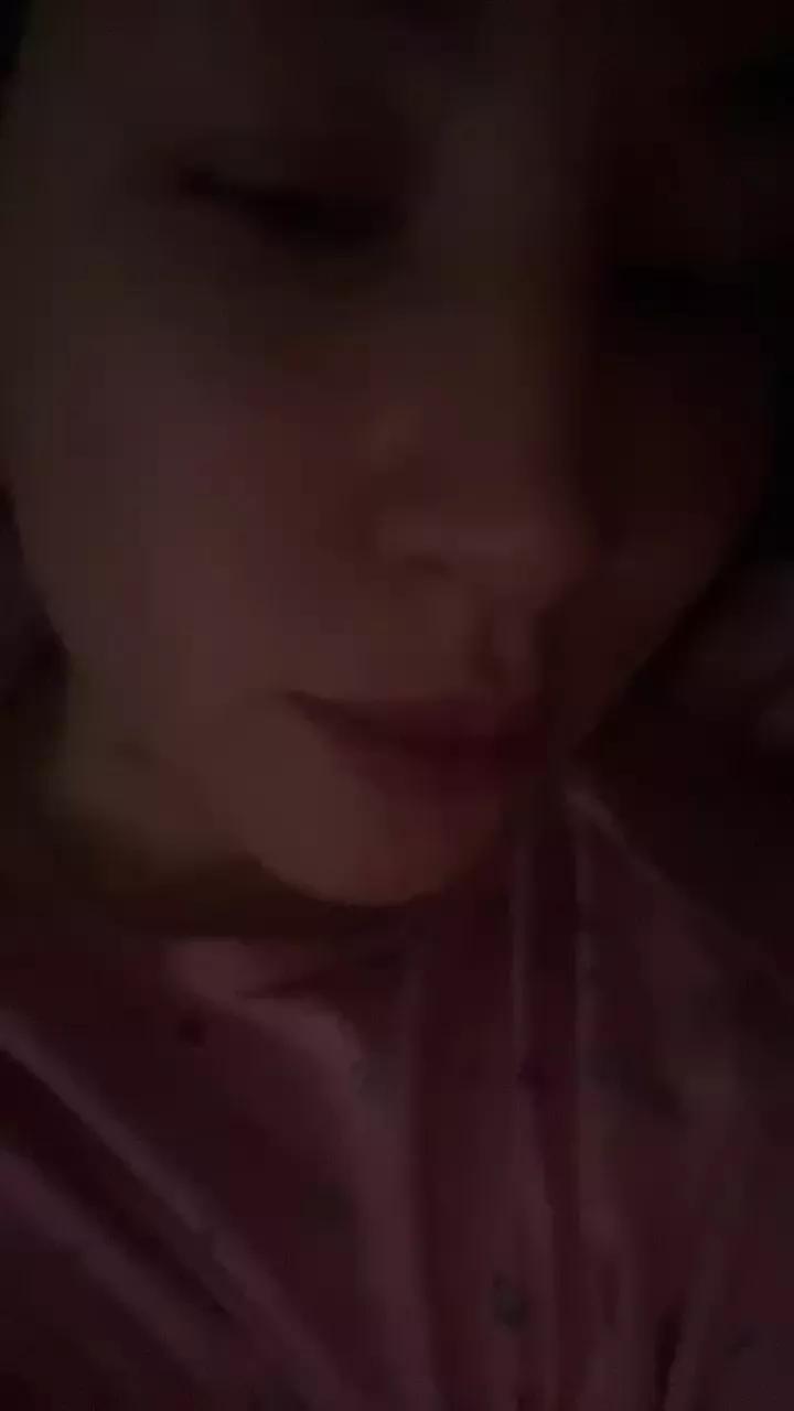 Vvleskv on Cam4