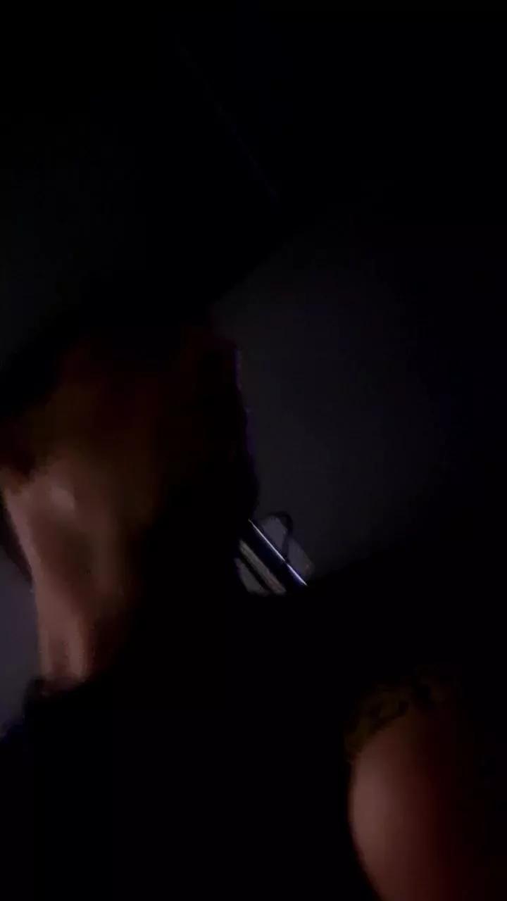 Worriors1989 from Cam4