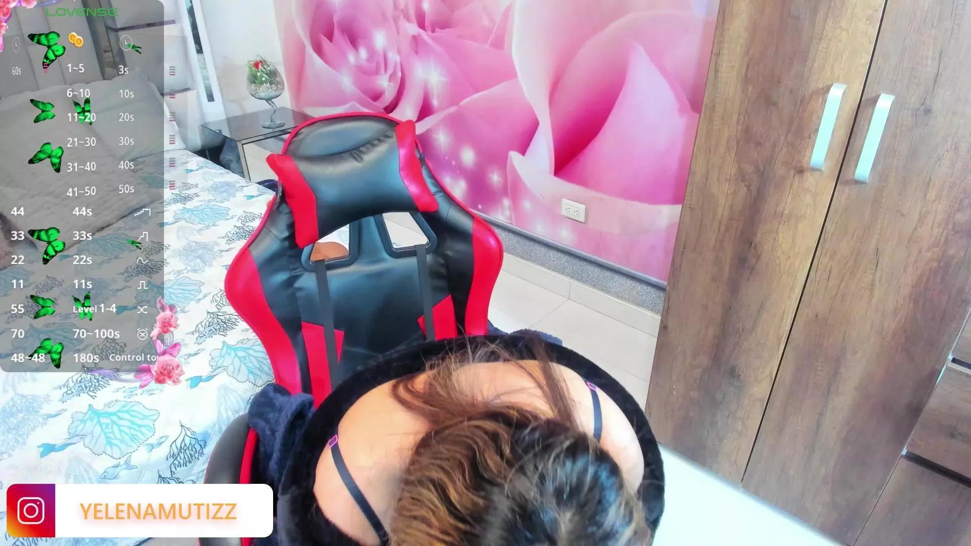 Yelena_mutiz from Cam4