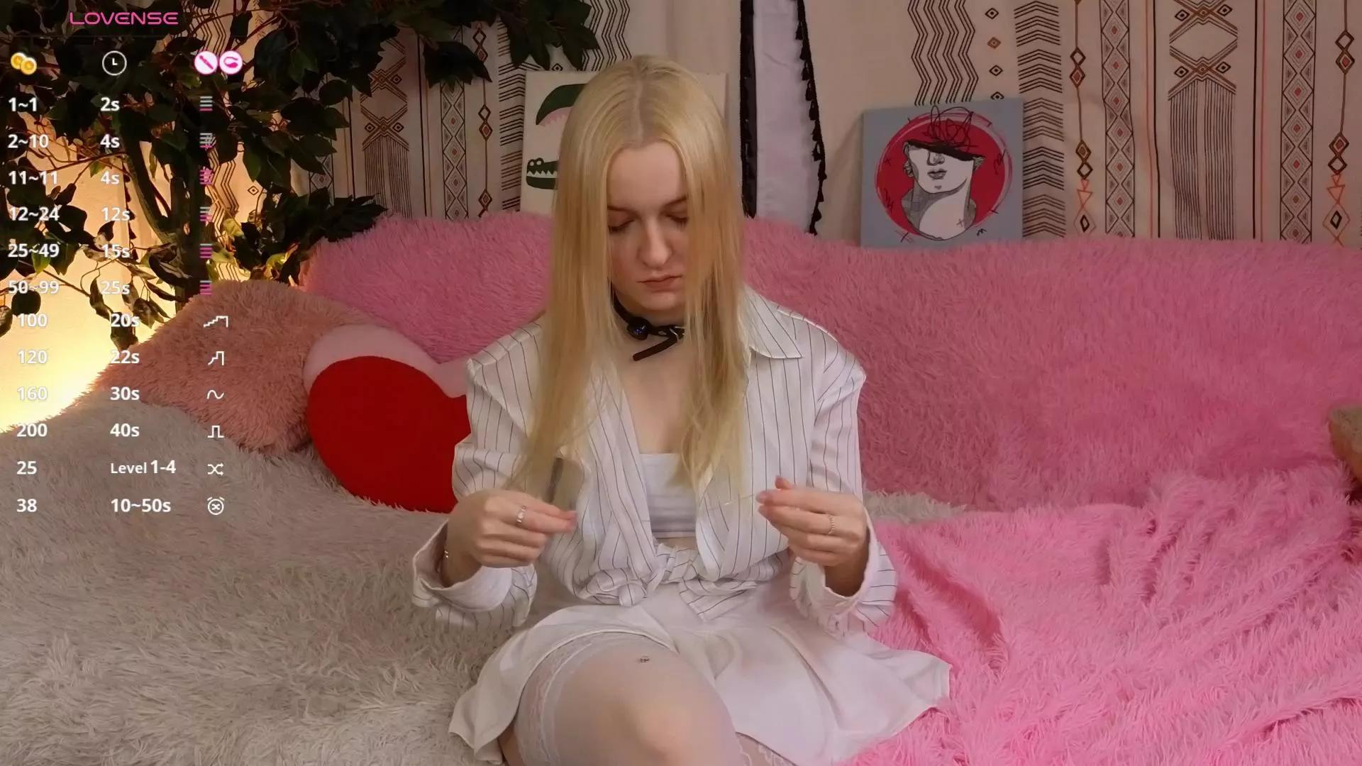 YokoMassena from Cam4